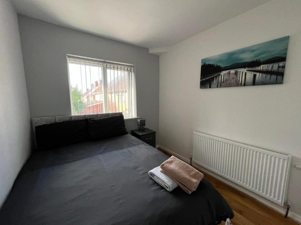 Cosy Home Near Nec, Bhx Bullring & Solihull Birmingham Bagian luar foto