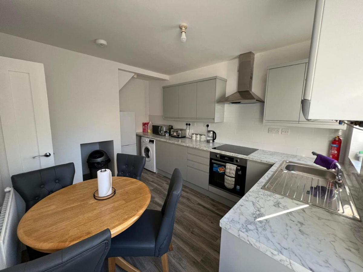 Cosy Home Near Nec, Bhx Bullring & Solihull Birmingham Bagian luar foto