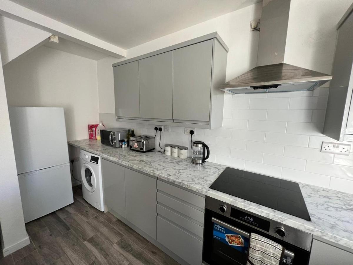 Cosy Home Near Nec, Bhx Bullring & Solihull Birmingham Bagian luar foto