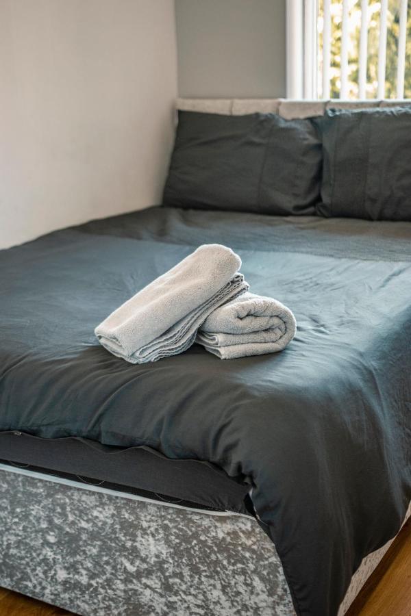 Cosy Home Near Nec, Bhx Bullring & Solihull Birmingham Bagian luar foto