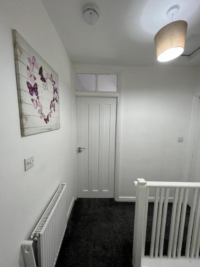 Cosy Home Near Nec, Bhx Bullring & Solihull Birmingham Bagian luar foto